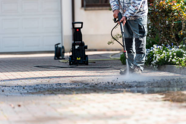 Best Deck Pressure Washing  in Sneads, FL