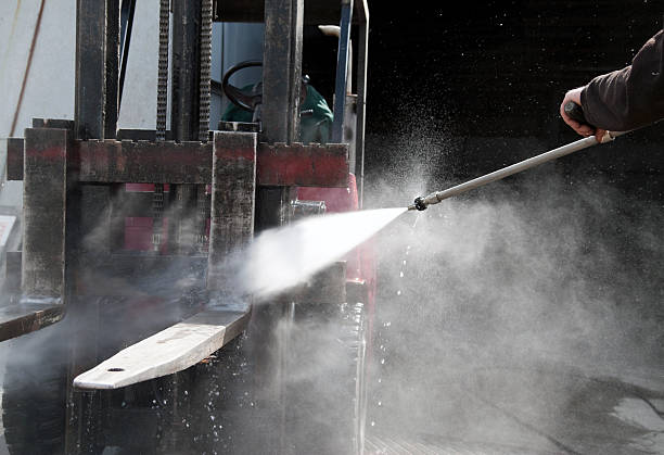 Best Commercial Building Pressure Washing  in Sneads, FL
